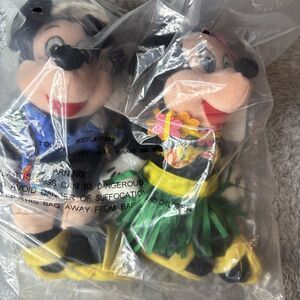 Disney Store Tourist Mickey Mouse & Hula Minnie Mouse Bean Bag Plush
